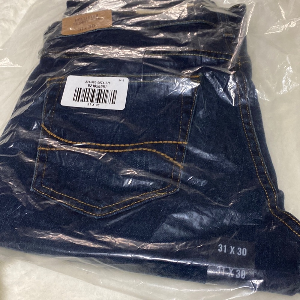 Hollister New with tag